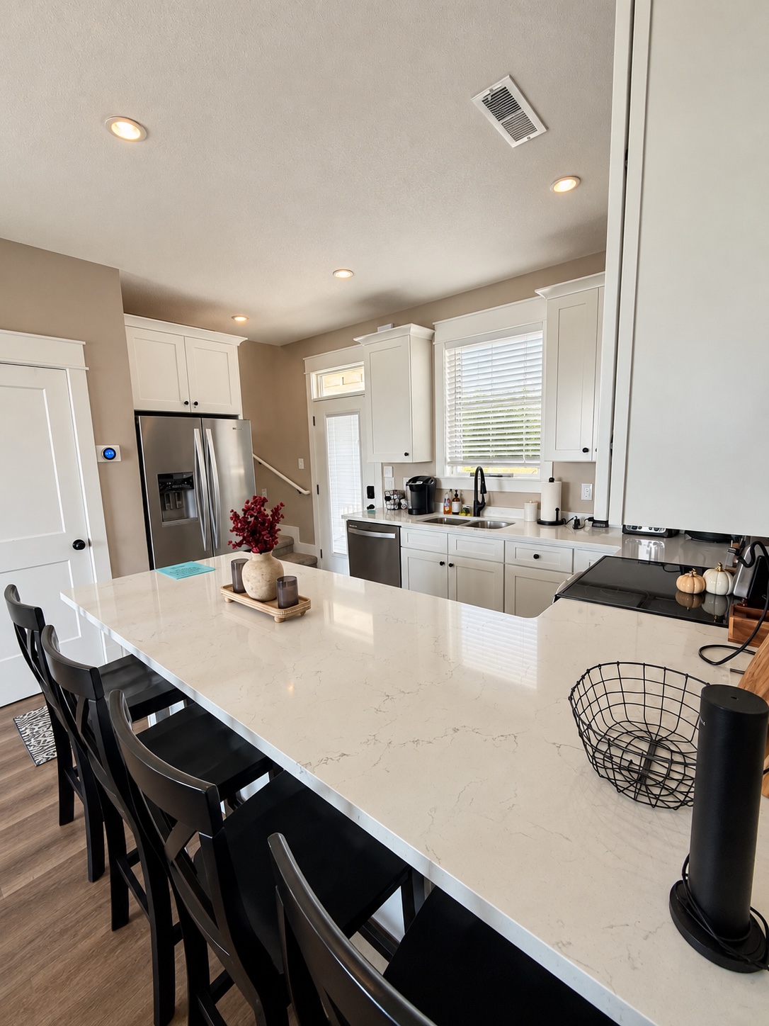 Main level king suite